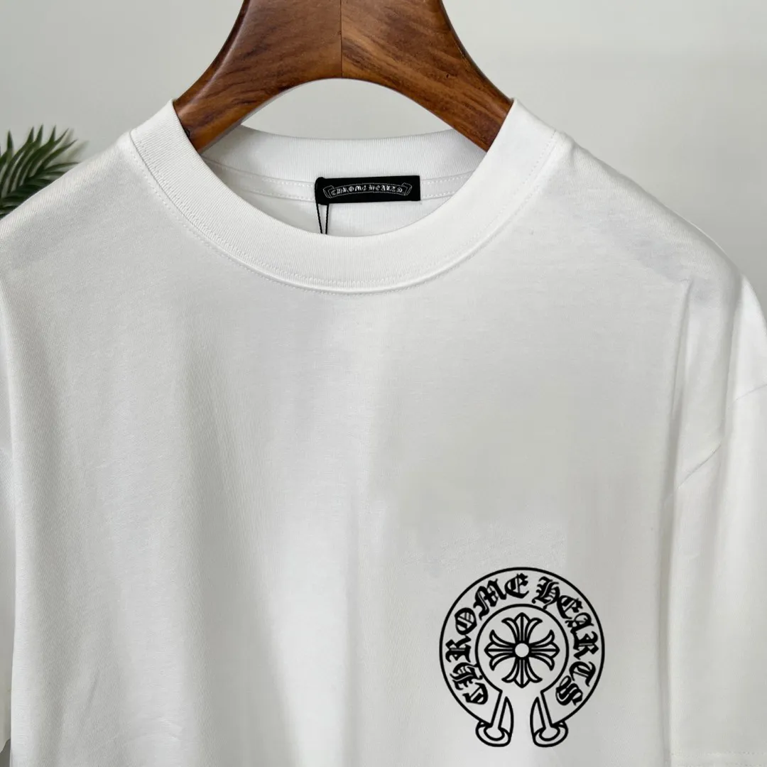 🅿️190 Luo Xin's new printed trendy brand short-sleeved T-shirt with letter pattern, whether it is T-shirt or sweatshirt, it is a hot item every year. The fabric is made of exclusive custom-dyed 250g Solona cotton 🐎🐎Size: S-XXL white black
